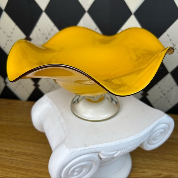 Vintage Amber Glass Wide Compote Bowl Pedestal Midcentury Décor Statement Piece - Picture 15 of 17